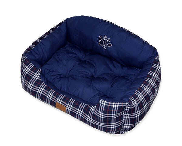 Factory Direct Designer Pet Bed in Gray Navy England Blue Yarn Dyed Tartan Plaid Cotton Prince Dog Bed Cat Sofa Custom Handmade Cushion Puppy House Pet Birthday Gift With Paw Shape Applique Embroidery