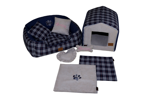 Manufacturer Pet Bed Blanket in Grey Suede and England Navy Blue Plaid T/C Handmade Mat Blanket With Paw Shape Applique Embroidery Pet Birthday Gift Home Decorative Indoor Blanket Wholesale