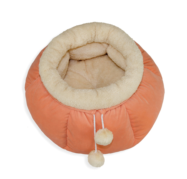 Manufacturer Pumpkin Shape Baby Pink Cat Bed House Dog Sofa Couch Round Pet Cuddler Bed Super Soft Comfortable Cute Pet Nesting Cave with Interactive Playing Ball and Reversible Cushion Mat